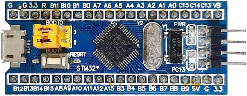 Bluepill STM32F103 development board used in the course